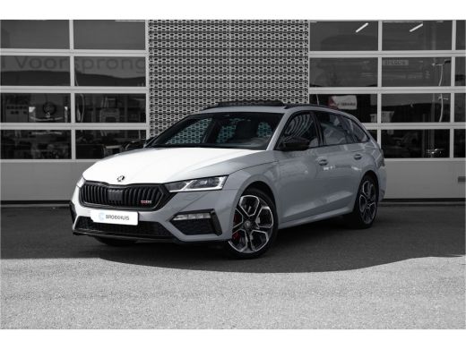 Skoda Octavia Combi 1.4 TSI RS iV PHEV 245 pk Business | Panoramadak | Adapt. Cruise | Camera | Carplay