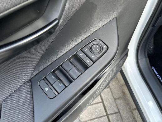 Toyota C-HR 1.8 Hybrid 140 First Edition ActivLease financial lease