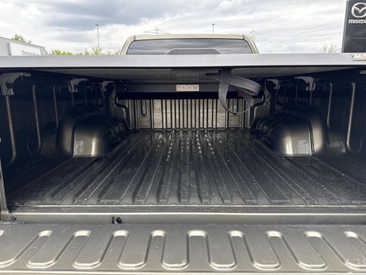 Toyota Hilux 2.4 D-4D Xtra Cab Professional | Navigatie | Achteruitrijcamera ActivLease financial lease