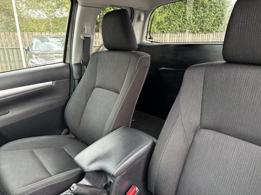 Toyota Hilux 2.4 D-4D Xtra Cab Professional | Navigatie | Achteruitrijcamera ActivLease financial lease