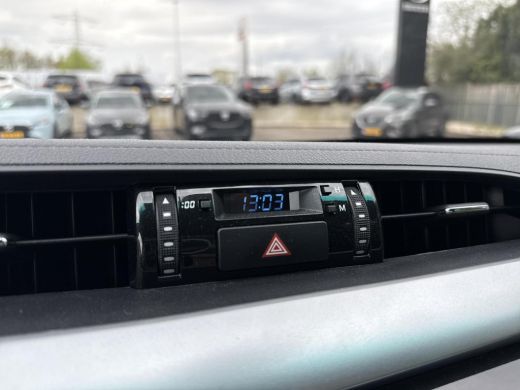 Toyota Hilux 2.4 D-4D Xtra Cab Professional | Navigatie | Achteruitrijcamera ActivLease financial lease