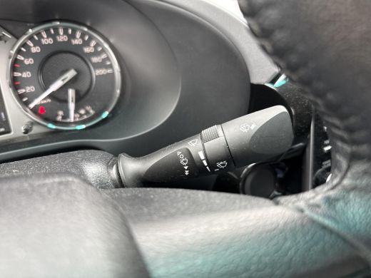 Toyota Hilux 2.4 D-4D Xtra Cab Professional | Navigatie | Achteruitrijcamera ActivLease financial lease
