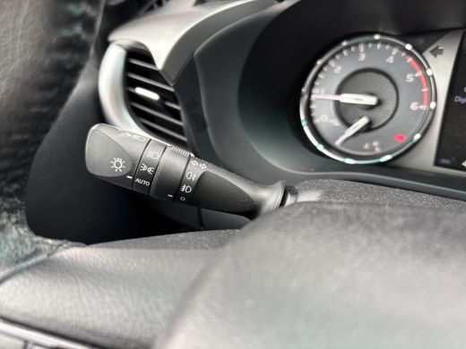 Toyota Hilux 2.4 D-4D Xtra Cab Professional | Navigatie | Achteruitrijcamera ActivLease financial lease