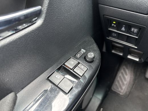 Toyota Hilux 2.4 D-4D Xtra Cab Professional | Navigatie | Achteruitrijcamera ActivLease financial lease