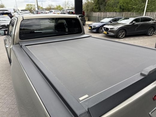 Toyota Hilux 2.4 D-4D Xtra Cab Professional | Navigatie | Achteruitrijcamera ActivLease financial lease