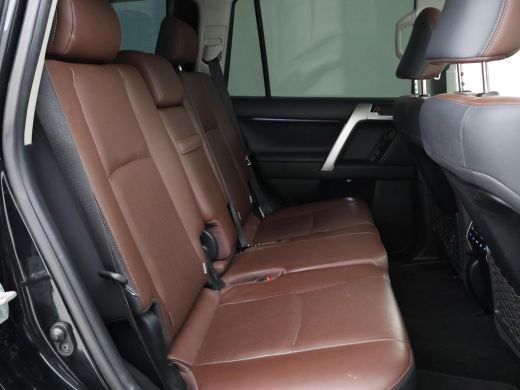 Toyota Land Cruiser 2.8 D-4D-F AUT. 5-PERSOONS EXECUTIVE + SCHUIFDAK | 360 CAMERA | STOELVENTILATIE | ADAPTIVE CRUISE ActivLease financial lease