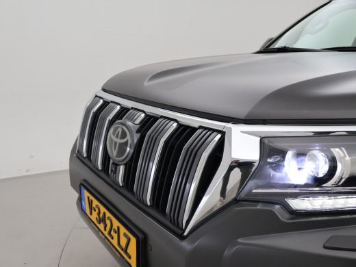 Toyota Land Cruiser 2.8 D-4D-F AUT. 5-PERSOONS EXECUTIVE + SCHUIFDAK | 360 CAMERA | STOELVENTILATIE | ADAPTIVE CRUISE ActivLease financial lease