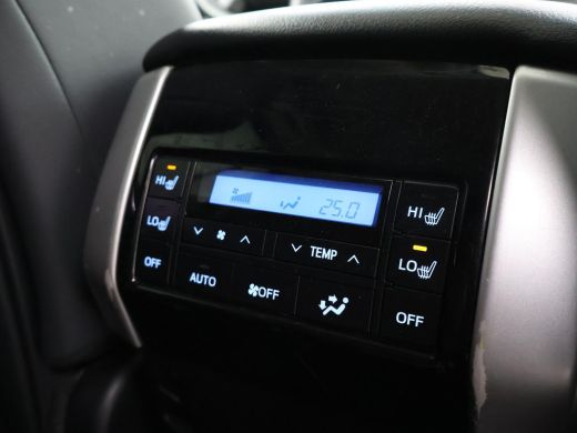 Toyota Land Cruiser 2.8 D-4D-F AUT. 5-PERSOONS EXECUTIVE + SCHUIFDAK | 360 CAMERA | STOELVENTILATIE | ADAPTIVE CRUISE ActivLease financial lease