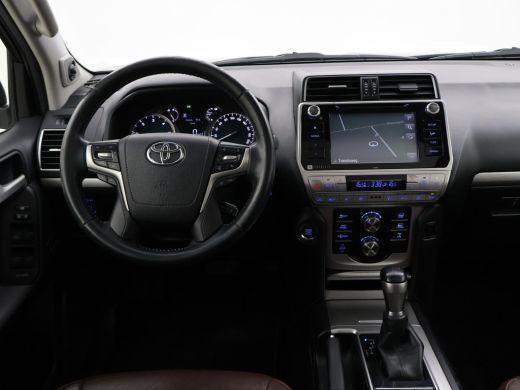 Toyota Land Cruiser 2.8 D-4D-F AUT. 5-PERSOONS EXECUTIVE + SCHUIFDAK | 360 CAMERA | STOELVENTILATIE | ADAPTIVE CRUISE ActivLease financial lease