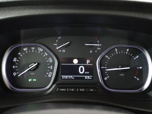 Toyota ProAce Worker 2.0 D-4D 177 PK AUT. 6-PERS. DUBBEL CABINE LONG + TREKHAAK | NAVIGATIE | TREEPLANKEN ActivLease financial lease