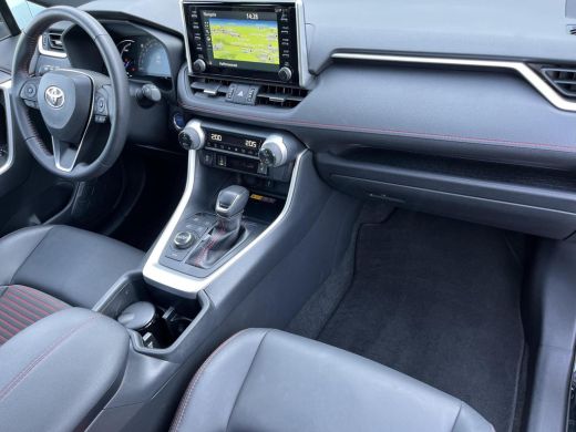 Toyota RAV4 2.5 Plug-in Hybrid AWD Dynamic | Navigatie | Carplay | Stoelverwarming | Parkeersensoren | ActivLease financial lease