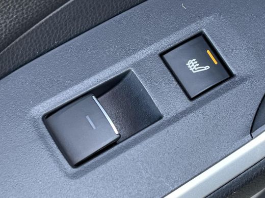 Toyota RAV4 2.5 Plug-in Hybrid AWD Dynamic | Navigatie | Carplay | Stoelverwarming | Parkeersensoren | ActivLease financial lease