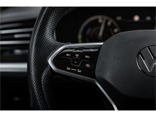 Volkswagen Touareg 3.0TSi 462pk 4MOTION R | Panoramadak | Nachtzicht | Luchtvering | HUD | Harman Kardon | ActivLease financial lease