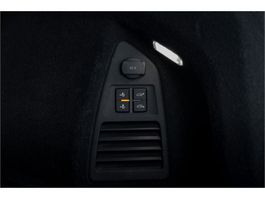 Volkswagen Touareg 3.0TSi 462pk 4MOTION R | Panoramadak | Nachtzicht | Luchtvering | HUD | Harman Kardon | ActivLease financial lease