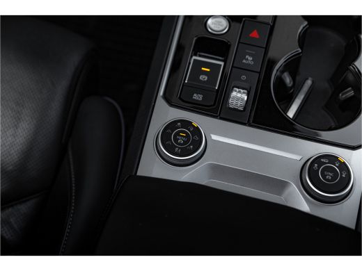 Volkswagen Touareg 3.0TSi 462pk 4MOTION R | Panoramadak | Nachtzicht | Luchtvering | HUD | Harman Kardon | ActivLease financial lease