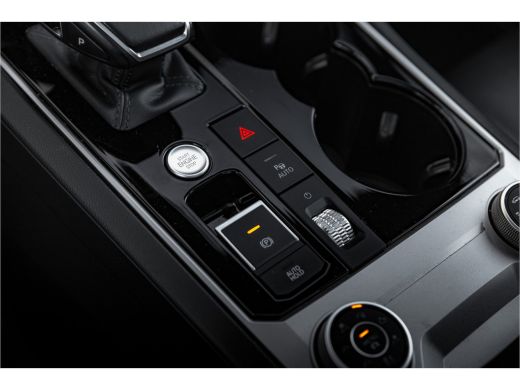 Volkswagen Touareg 3.0TSi 462pk 4MOTION R | Panoramadak | Nachtzicht | Luchtvering | HUD | Harman Kardon | ActivLease financial lease