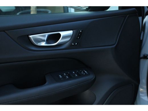 Volvo  V60 Volvo T6 AWD Plus Dark | Adaptive Cruise | Stuur/Stoelverwarming | Camera | Getint Glas | Zwarte ... ActivLease financial lease