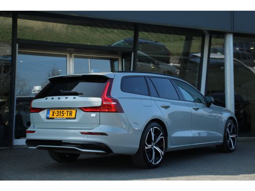 Volvo  V60 Volvo T6 AWD Plus Dark | Adaptive Cruise | Stuur/Stoelverwarming | Camera | Getint Glas | Zwarte ... ActivLease financial lease