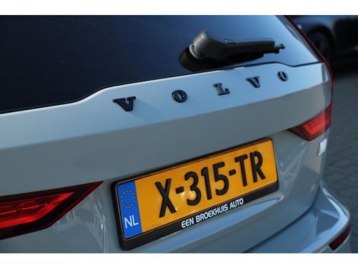 Volvo  V60 Volvo T6 AWD Plus Dark | Adaptive Cruise | Stuur/Stoelverwarming | Camera | Getint Glas | Zwarte ... ActivLease financial lease