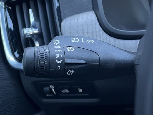 Volvo  V90 Volvo 2.0 T8 AWD Inscription | Panoramadak | Trekhaak | Camera | Full-LED | ActivLease financial lease
