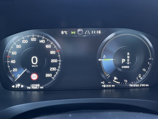 Volvo  V90 Volvo 2.0 T8 AWD Inscription | Panoramadak | Trekhaak | Camera | Full-LED | ActivLease financial lease