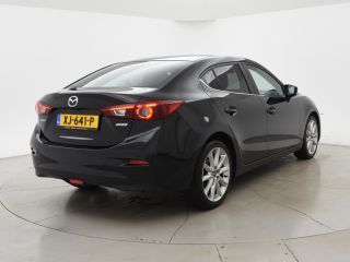 Mazda 3 2.2 SkyActiv-D 150 PK DIESEL GT-M + LEDER | ADAPTIVE CRUISE | STUURVERW. | BOSE | 18 INCH