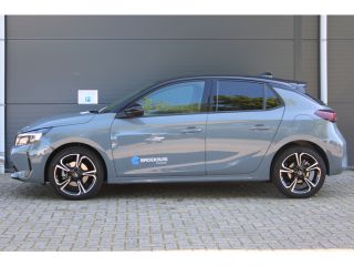 Opel Corsa 1.2 Turbo Ultimate / Navigatie / Camera / Alcantara / Keyless / Parkeersensoren / Matrix LED / St...