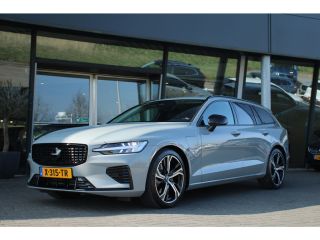 Volvo  V60 Volvo T6 AWD Plus Dark | Adaptive Cruise | Stuur/Stoelverwarming | Camera | Getint Glas | Zwarte ...