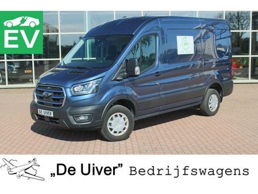 Ford E-Transit 350 L2H2 Trend 68 kWh Pro Power on board, Navigatie, Adaptieve Cruise, 360 camera Ford E-Transit 350 L2H2 Trend 68 kWh Pro Power on board, Navigatie, Adaptieve Cruise, 360 camera