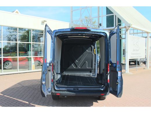 Ford E-Transit 350 L2H2 Trend 68 kWh Pro Power on board, Navigatie, Adaptieve Cruise, 360 camera ActivLease financial lease
