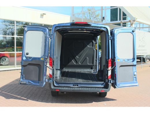 Ford E-Transit 350 L2H2 Trend 68 kWh Pro Power on board, Navigatie, Adaptieve Cruise, 360 camera ActivLease financial lease