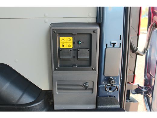 Ford E-Transit 350 L2H2 Trend 68 kWh Pro Power on board, Navigatie, Adaptieve Cruise, 360 camera ActivLease financial lease