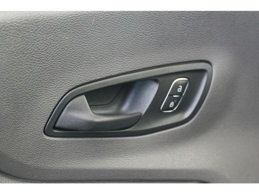 Ford E-Transit 350 L2H2 Trend 68 kWh Pro Power on board, Navigatie, Adaptieve Cruise, 360 camera ActivLease financial lease