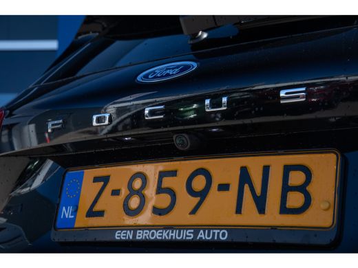 Ford Focus 1.0 EcoBoost Hybrid ST Line X | Achteruitrijcamera | Airco (automatisch) | Apple Carplay/Android ... ActivLease financial lease