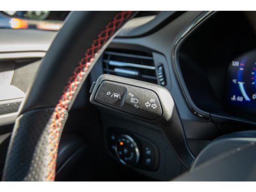 Ford Focus 1.0 EcoBoost Hybrid ST Line X | Achteruitrijcamera | Airco (automatisch) | Apple Carplay/Android ... ActivLease financial lease