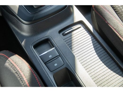 Ford Focus 1.0 EcoBoost Hybrid ST Line X | Achteruitrijcamera | Airco (automatisch) | Apple Carplay/Android ... ActivLease financial lease