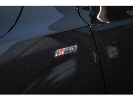 Ford Focus 1.0 EcoBoost Hybrid ST Line X | Achteruitrijcamera | Airco (automatisch) | Apple Carplay/Android ... ActivLease financial lease