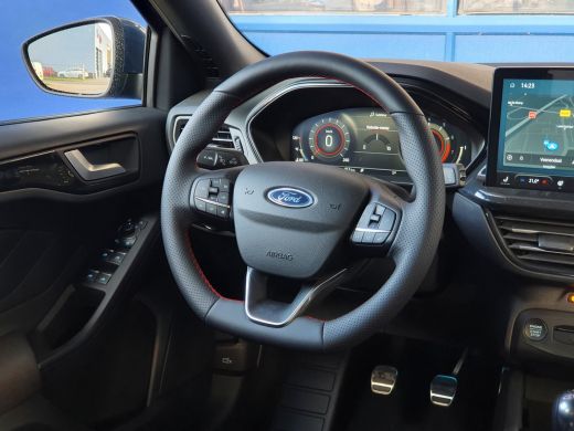 Ford Focus Wagon 1.0 125 pk Hybrid ST Line X MANUAL ActivLease financial lease