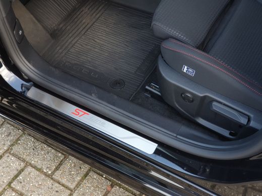 Ford Focus Wagon 1.0 125 pk Hybrid ST Line X MANUAL ActivLease financial lease