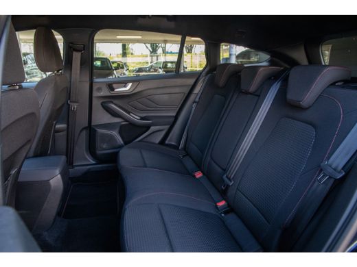 Ford FOCUS Wagon 1.0 EcoBoost Hybrid ST Line X | Achteruitrijcamera | Airco (automatisch) | Apple Carplay/Android ... ActivLease financial lease