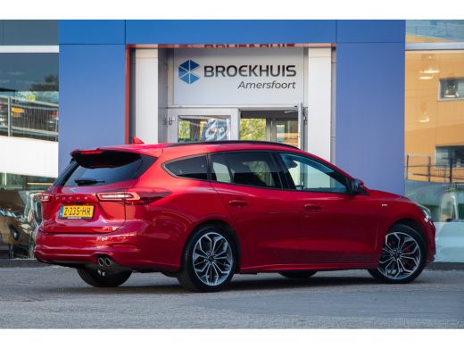 Ford FOCUS Wagon 1.0 EcoBoost Hybrid ST Line X Automaat | Achteruitrijcamera | Airco (automatisch) | Apple Carplay... ActivLease financial lease