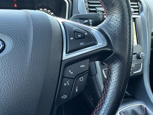Ford Mondeo 1.5 165PK ST Line | TREKHAAK ELEKTRISCH| STUUR-, STOEL- EN VOORRUITVERWARMING| PANORAMADAK| NAVIG... ActivLease financial lease
