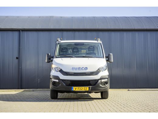 Iveco Daily 35S18D | 3.0 180PK | Hiab 013 | 3.5T Trekgewicht | Automaat | Climate | Camera | Euro 6 ActivLease financial lease