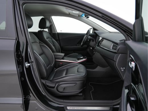 Kia e-Niro ExecutiveLine 64 kWh (INCL-BTW) Aut. *FULL-LEATHER | JBL-AUDIO | FULL-LED | NAVI-FULLMAP | DAB | ... ActivLease financial lease