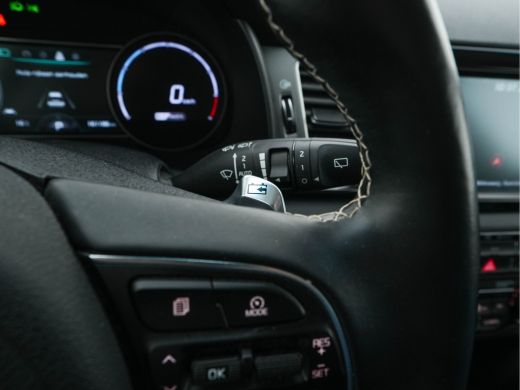 Kia e-Niro ExecutiveLine 64 kWh (INCL-BTW) Aut. *FULL-LEATHER | JBL-AUDIO | FULL-LED | NAVI-FULLMAP | DAB | ... ActivLease financial lease