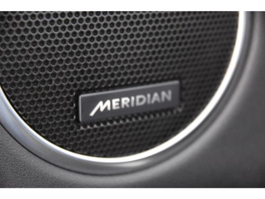 Land Rover Discovery Sport 1.5 P300e PHEV R Dynamic *AWD*Luchtvering* ActivLease financial lease