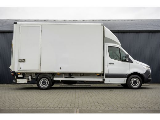 Mercedes Sprinter 314 CDI | Bakwagen met laadklep | Automaat | Carplay | Navi | Mbux | Climate | Cruise | Euro 6 ActivLease financial lease