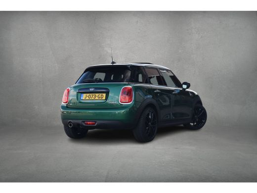 Mini Mini 1.5 Cooper Chili | Apple CarPlay | Pano | Stoelverwarming | Camera ActivLease financial lease