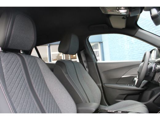 Peugeot 2008 Peugeot SUV 1.2 Hybrid 136pk Allure | Automaat | Navigatie | Camera | Stoelverwarming | ActivLease financial lease
