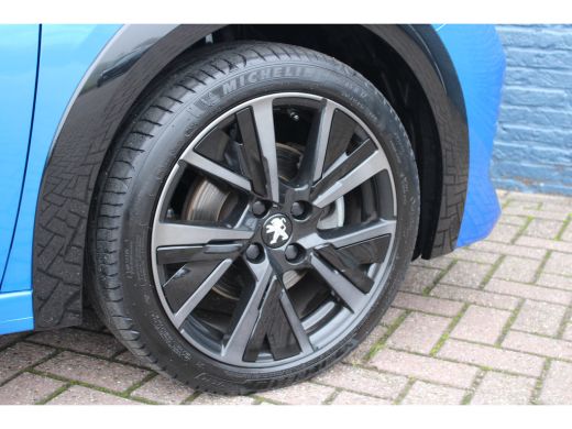 Peugeot 208 5drs 1.2 PureTech 100pk EAT8 GT | Automaat | Navigatie | Panoramadak | Camera | Full LED | ActivLease financial lease